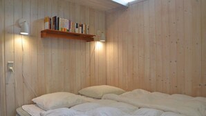 Unclassified image, 2 of 27, button - Smidstrup Strand 4-bed Summer Cottage, Sleeps 8 (Gilleleje)