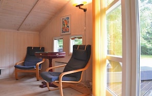 Talo | 3 makuuhuonetta, silitysrauta/-lauta, ilmainen Wi-Fi, vuodevaatteet