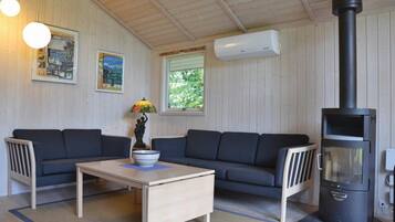 House | Ruang tamu | 30 inci televisyen dengan digital, pendiangan