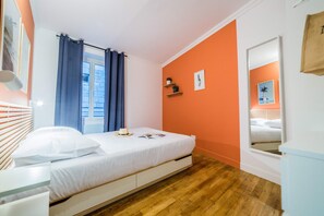 1 quarto, Wi-Fi de cortesia, roupa de cama