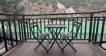 Jingyi Boutique Hotel