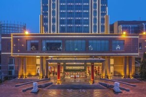 Exterior - Mei Di Ya Zhong Hua Hotel (Zhuolu)
