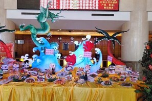 Dining - Mei Di Ya Zhong Hua Hotel (Zhuolu)