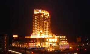 Exterior - Mei Di Ya Zhong Hua Hotel (Zhuolu)