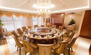 Dining - Mei Di Ya Zhong Hua Hotel (Zhuolu)