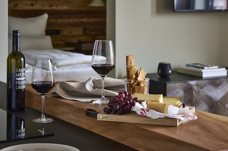 Studio Loft Large Balcony | Private kitchen | Fridge, microwave, stovetop, espresso maker. FREIgeist Homes - Serviced Apartments