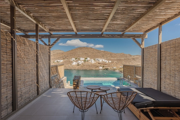 Double Room Sea View Private Pool | Udsigt fra værelset