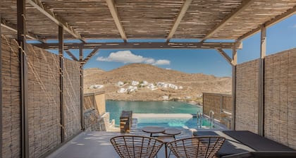Amal Kythnos Suites