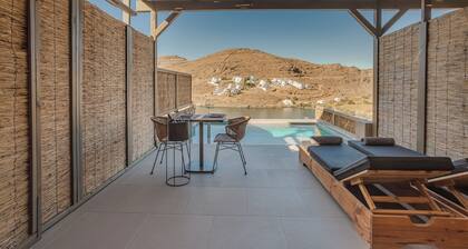 Amal Kythnos Suites