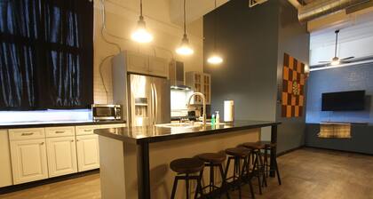 424 Gold Way- 3Bed/2Bath Apartment