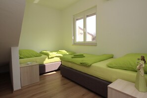 2 bedrooms