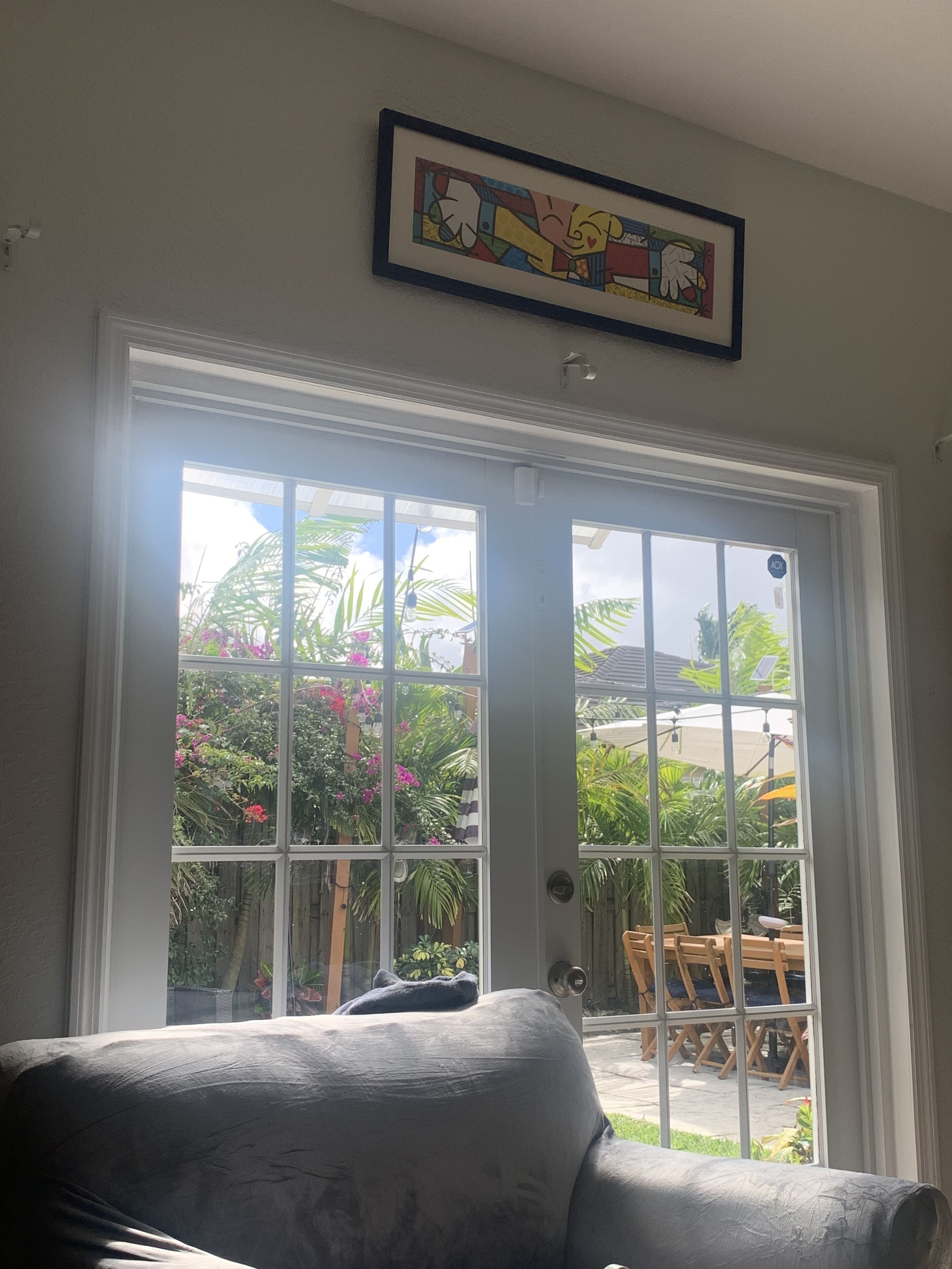 Tropical 3BR/2BA home. Pets Welcome. Location!!