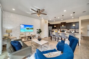 TV, video games - Private Conservation View With Theme Rooms and Beautiful Pool Area, Perfect for Families #5st4591 (Davenport)