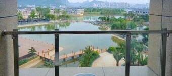 Lotus Villa Hotel