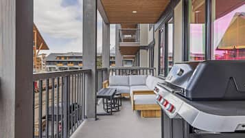 TM214 Two Bedroom Premier Condo | Terrace/patio