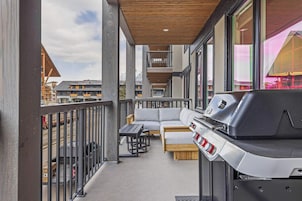 TM214 Two Bedroom Premier Condo | Terrace/patio