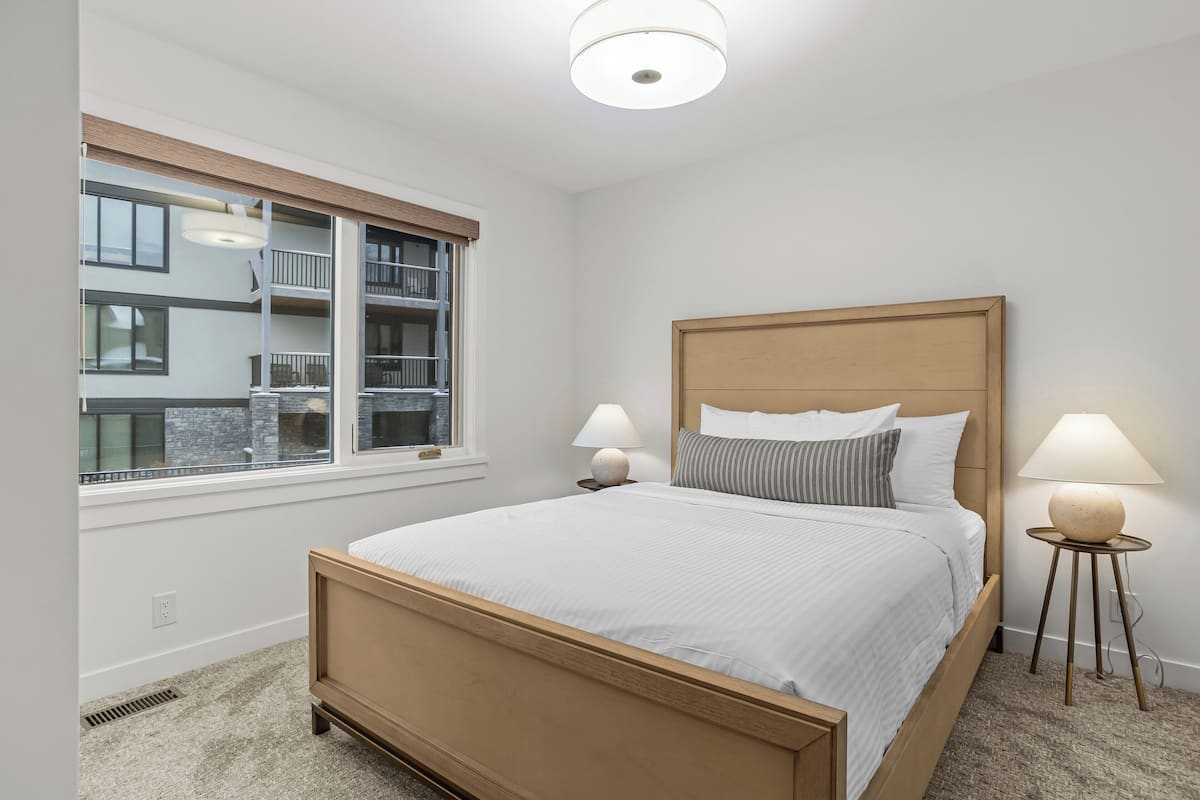 Literie de qualité supérieure, décoration personnalisée