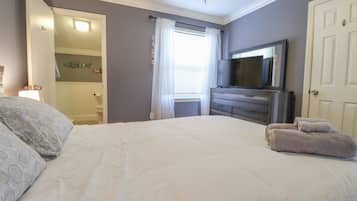 3 habitaciones, escritorio, tabla de planchar con plancha y wifi gratis