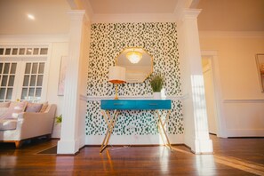 Interior - Private Patio/Broadway/Music Row/Hospital-1 (Nashville)