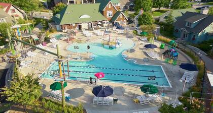 Beautiful Cabin located on the Betsie River and close to Crystal Mountain Resort