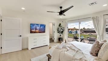 5 bedrooms, iron/ironing board, travel crib, free WiFi