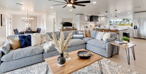 Smart TV, fireplace, table tennis