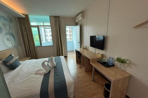 Dingsheng Express Hotel