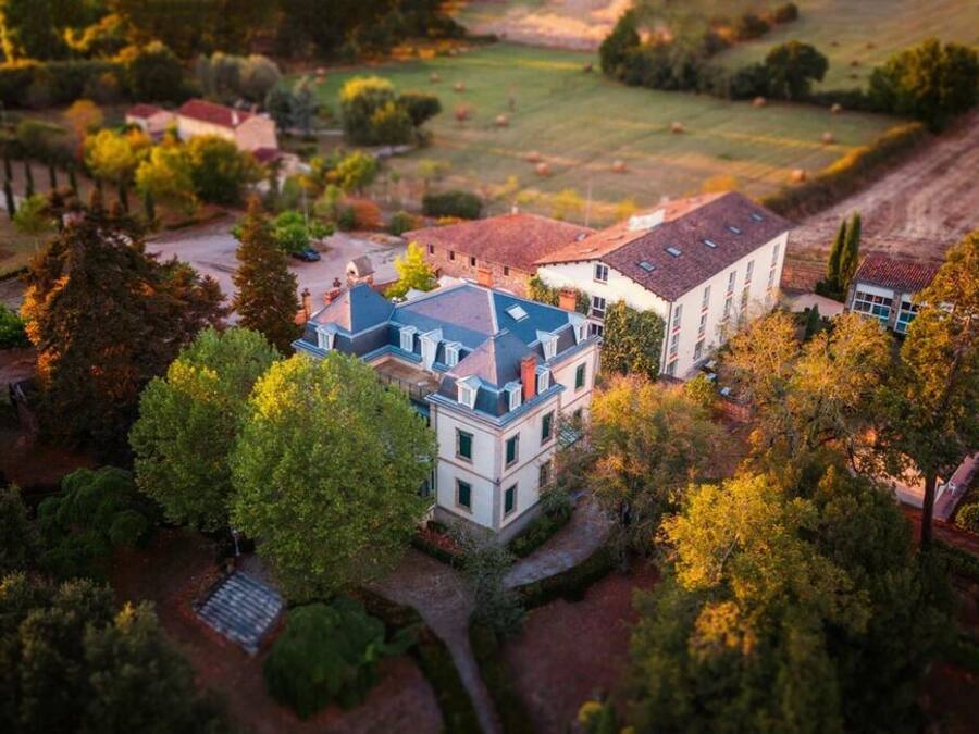 Fachada da propriedade