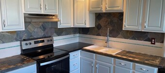Newly renovated 2nd floor condo — 150 yards from Mama’s Beach!