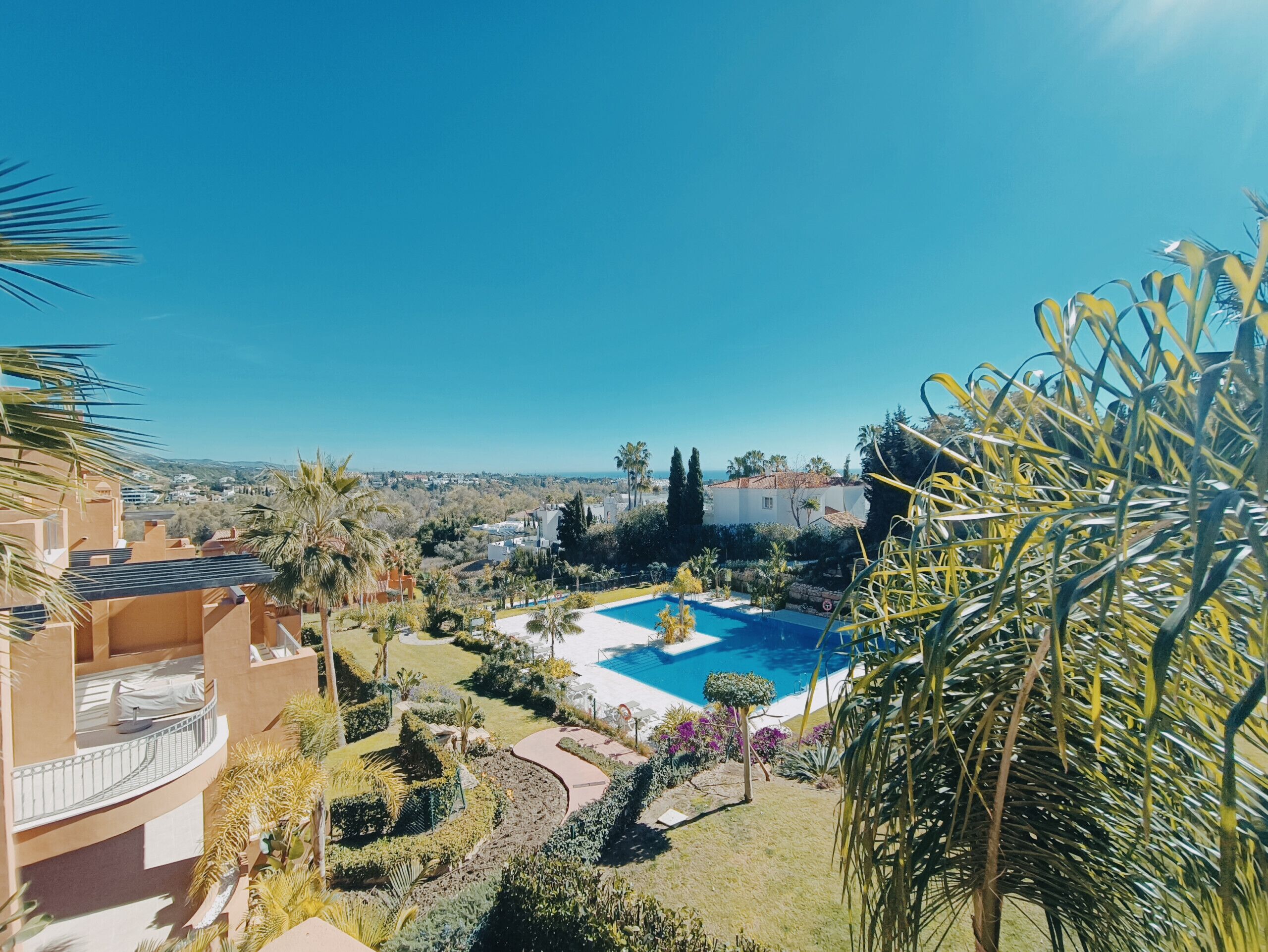 Alminar - Beautiful 2 bedroom 2 bath apartment near Aloha