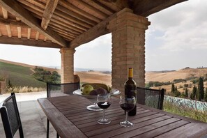 Villa | Balcony