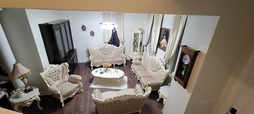 Holland Farmhouse Inn B & B