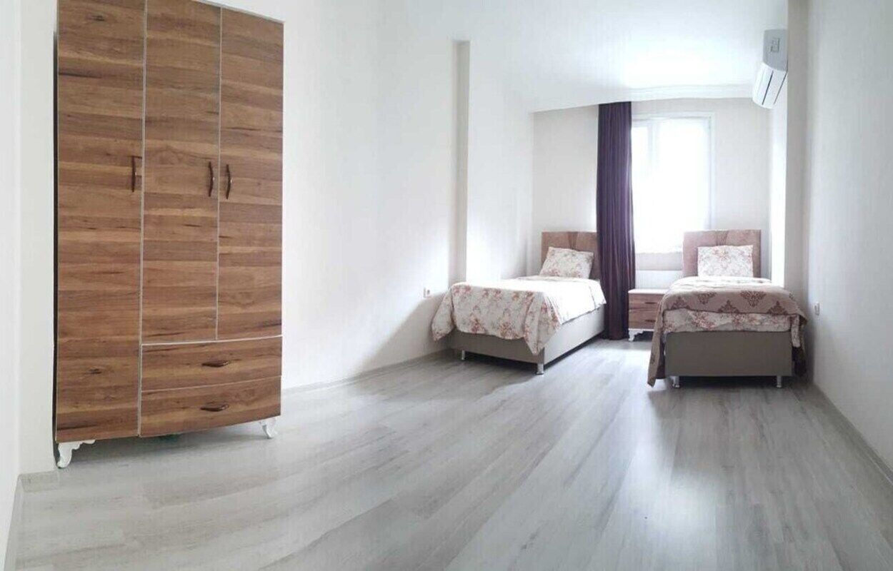 Beautiful view, spacious area, close to all services