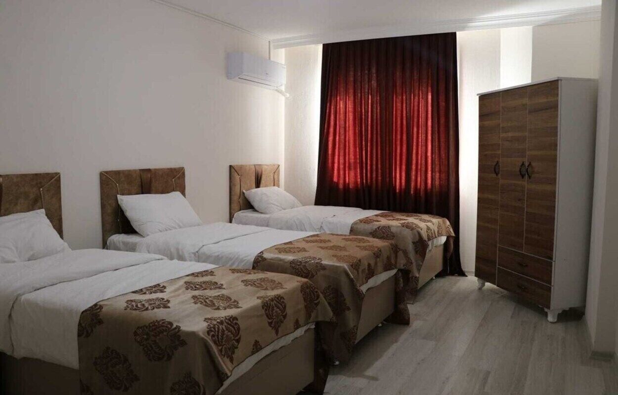 Beautiful view, spacious area, close to all services