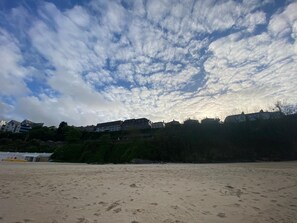 Nær stranden