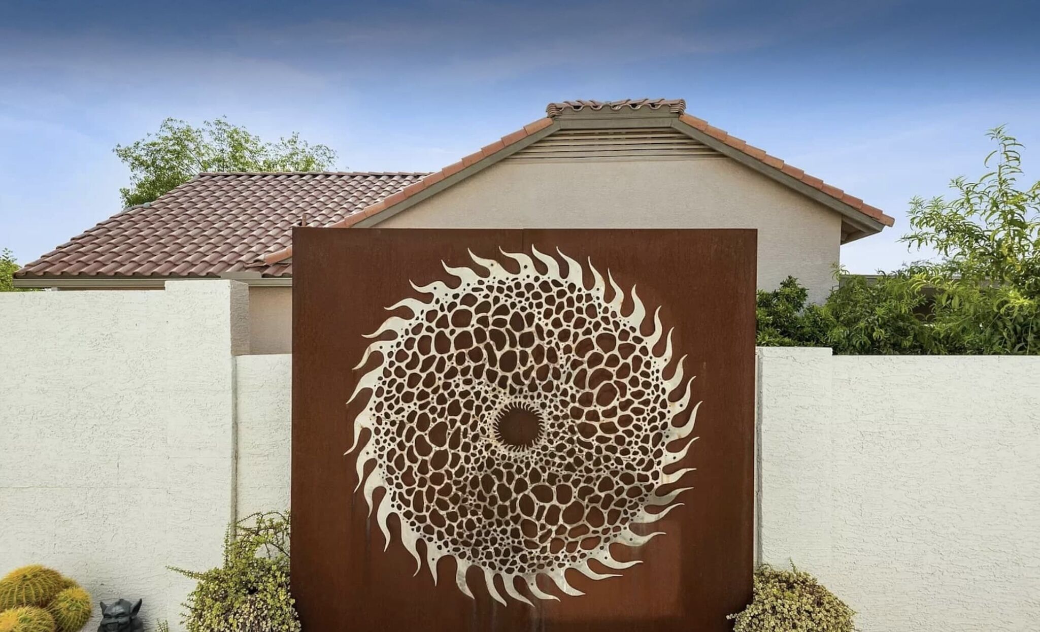 Cheerful 6br Art House with Big Pool & Game Room near AZ Cardinals