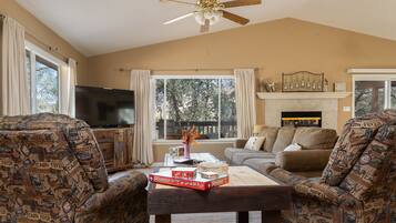 TV connectée, cheminée