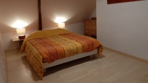 1 Schlafzimmer, kostenloses WLAN, Bettwäsche