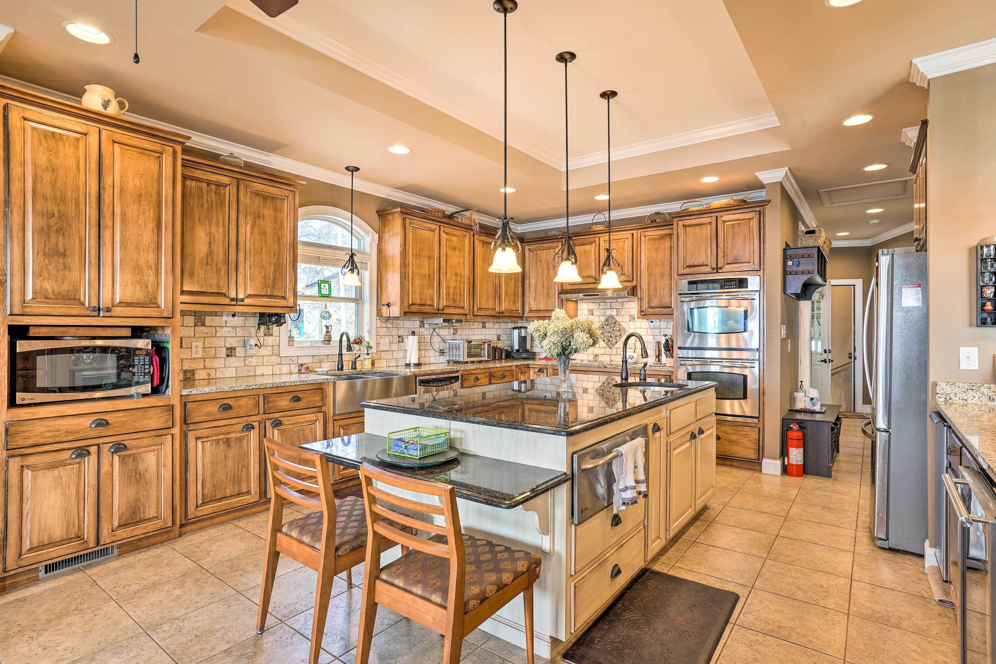 Lakefront House w/ Game Room, Deck & Views!