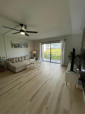 スマートテレビ