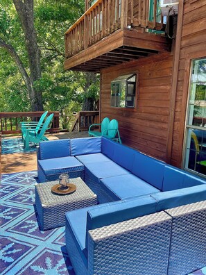 Terrace/patio - Waterfront, Boat Dock, Great Fishing - Long Term Renters Welcome - Sleeps 9 (Trinity)