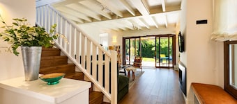 Villa Costa Cue