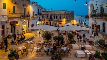 Ristorazione all'aperto