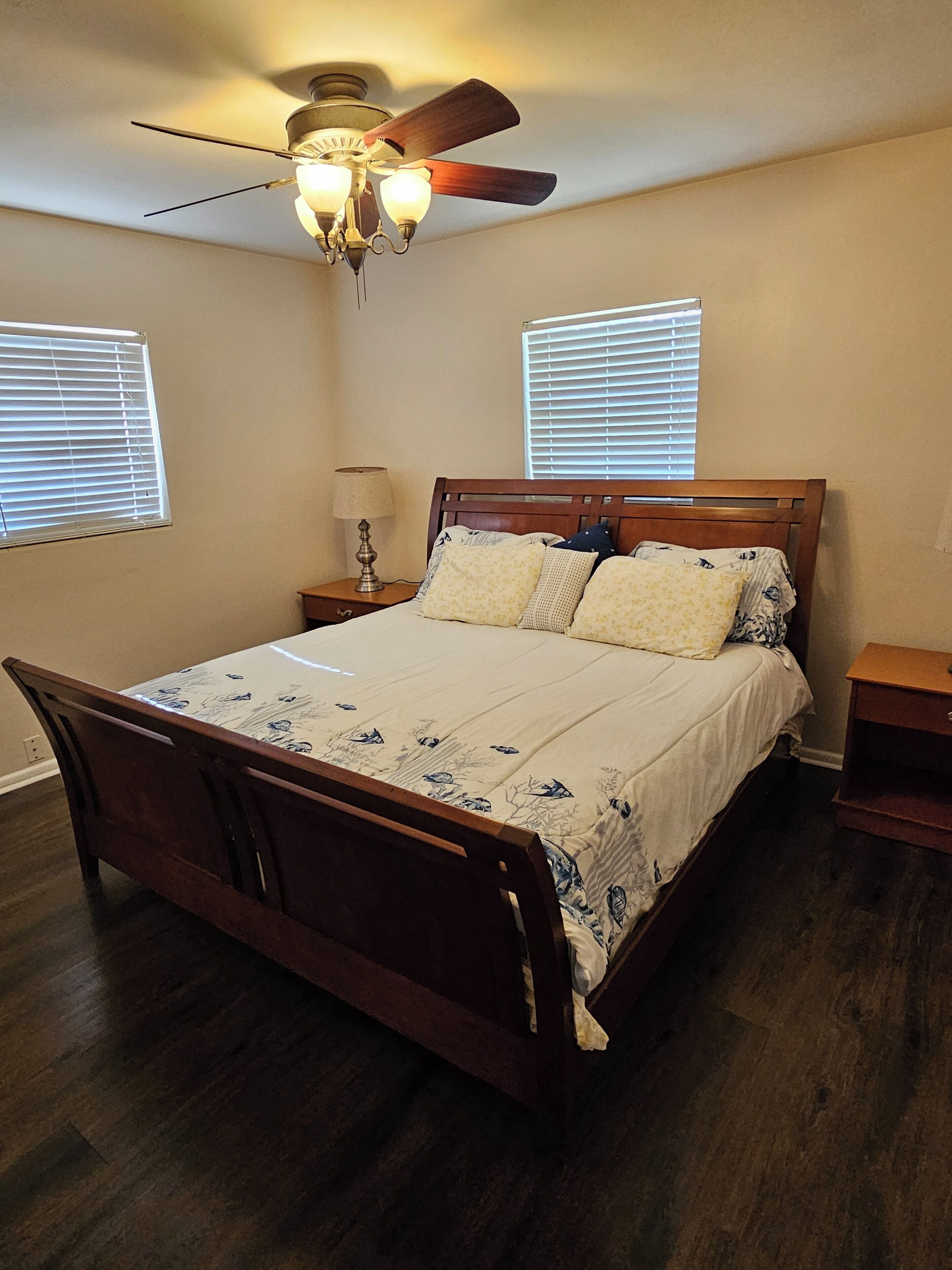 3 多间卧室、熨斗/熨衣板、免费 WiFi、床单