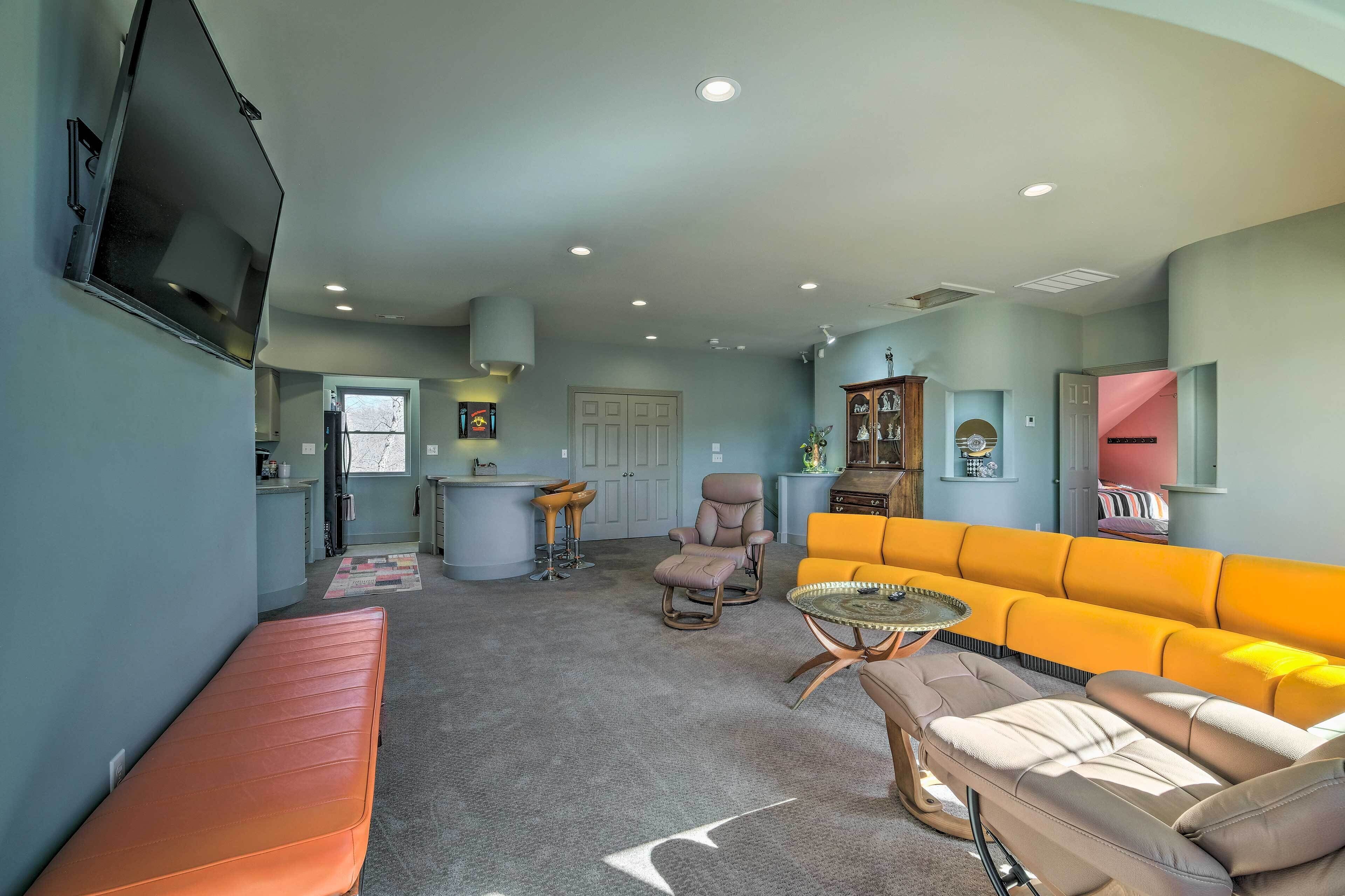 Falling Water Chalet: Near Bike Trails!