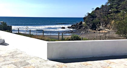 ATAMI / SURF CITY beach-front STUDIO in Gated Community
