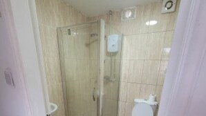 Unclassified image, 2 of 8, button - Lovely 1-bed Apartment in Wolverhampton/birmingham (Bilston)