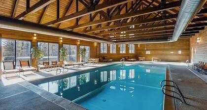 The Bear Cave- cozy condo in the San Juan Mountains! Great amenities!