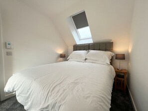 2 Schlafzimmer, Bügeleisen/Bügelbrett, Reisekinderbett, Internetzugang