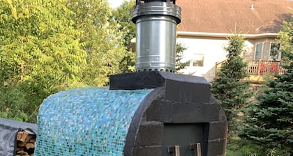 Private Bed & Bath- 3 min away from Charming downtown White bear lake